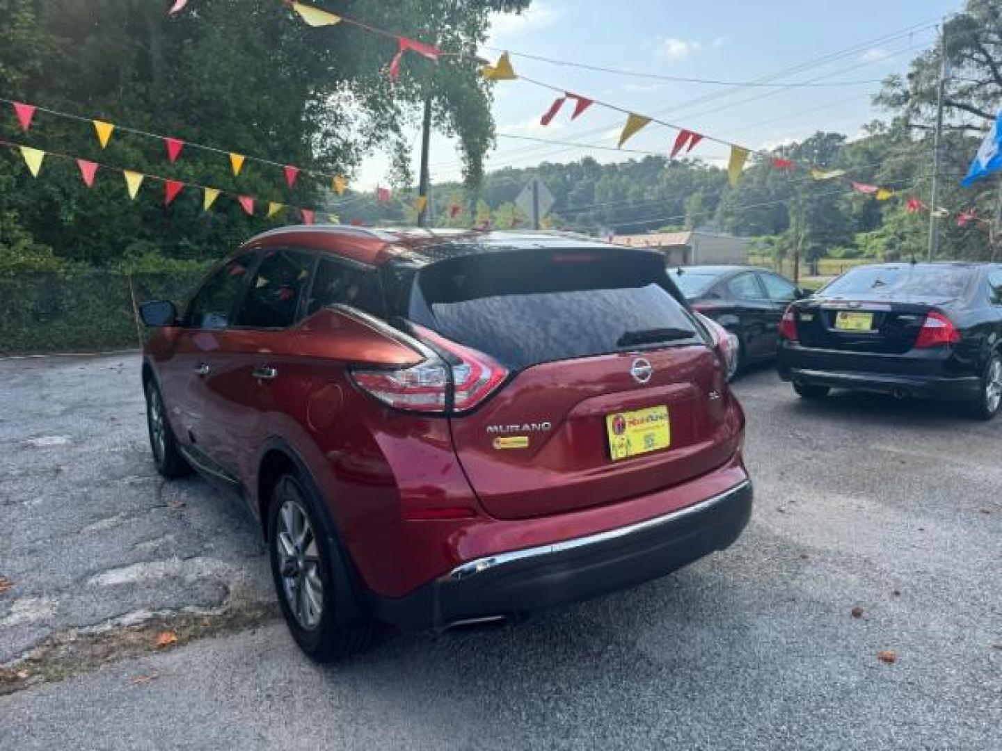 2015 RED Nissan Murano S (5N1AZ2MG7FN) with an 3.5L V6 DOHC 24V engine, Continuously Variable Transmission transmission, located at 1806 Veterans Memorial Hwy SW, Austell, GA, 30168, (770) 944-9558, 33.817959, -84.606987 - Photo#5