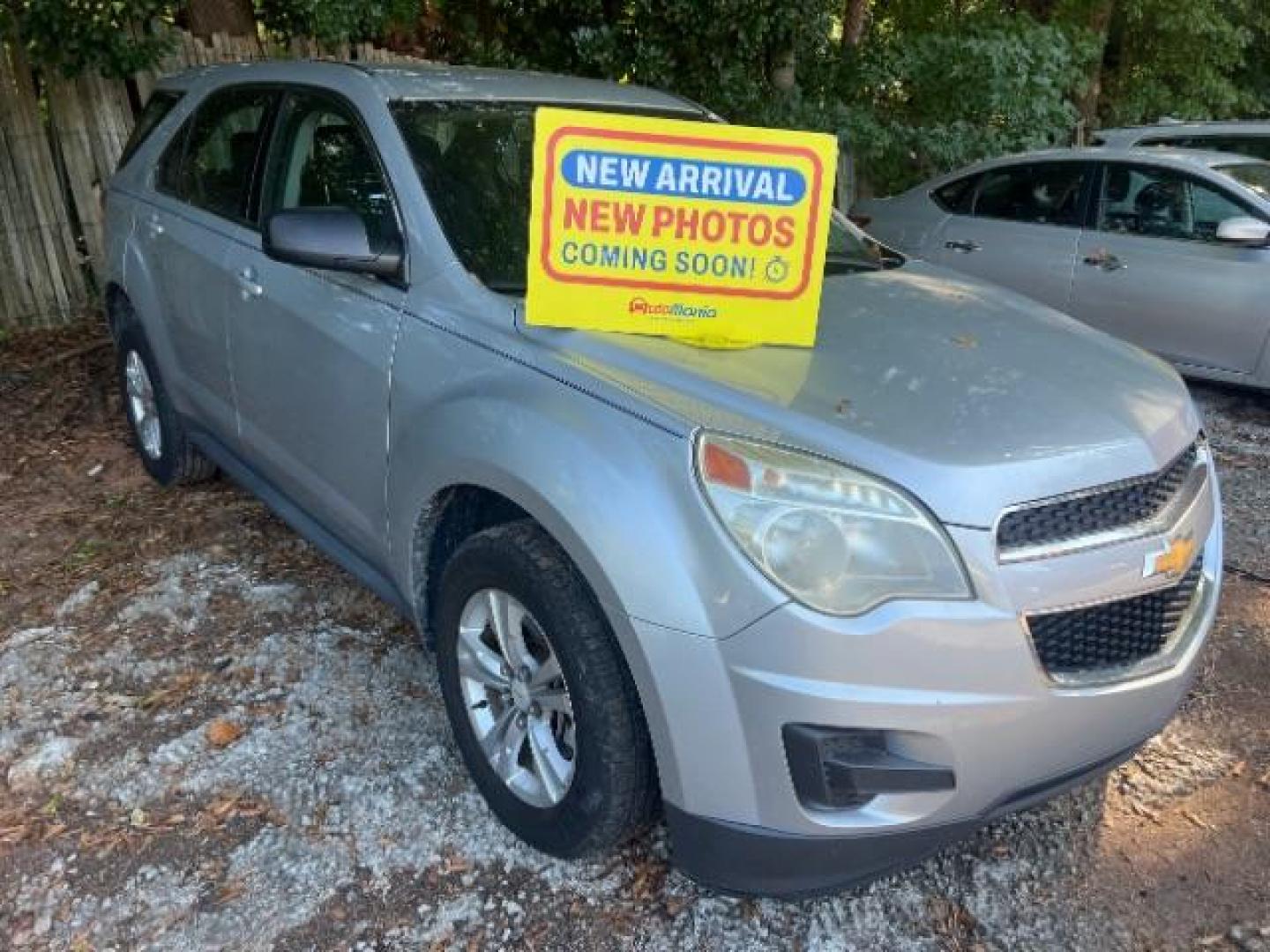 2015 Silver Chevrolet Equinox LS 2WD (2GNALAEK9F1) with an 2.4L L4 DOHC 16V FFV engine, 6-Speed Automatic transmission, located at 1806 Veterans Memorial Hwy SW, Austell, GA, 30168, (770) 944-9558, 33.817959, -84.606987 - Photo#0