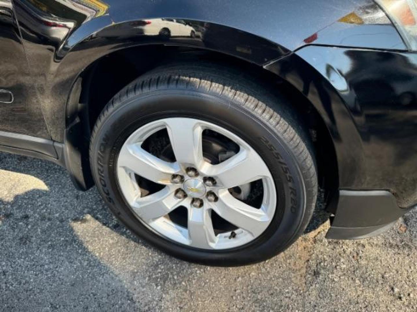 2016 Black Chevrolet Traverse 1LT FWD (1GNKRGKD0GJ) with an 3.6L V6 DOHC 24V engine, 6-Speed Automatic transmission, located at 1806 Veterans Memorial Hwy SW, Austell, GA, 30168, (770) 944-9558, 33.817959, -84.606987 - Photo#21