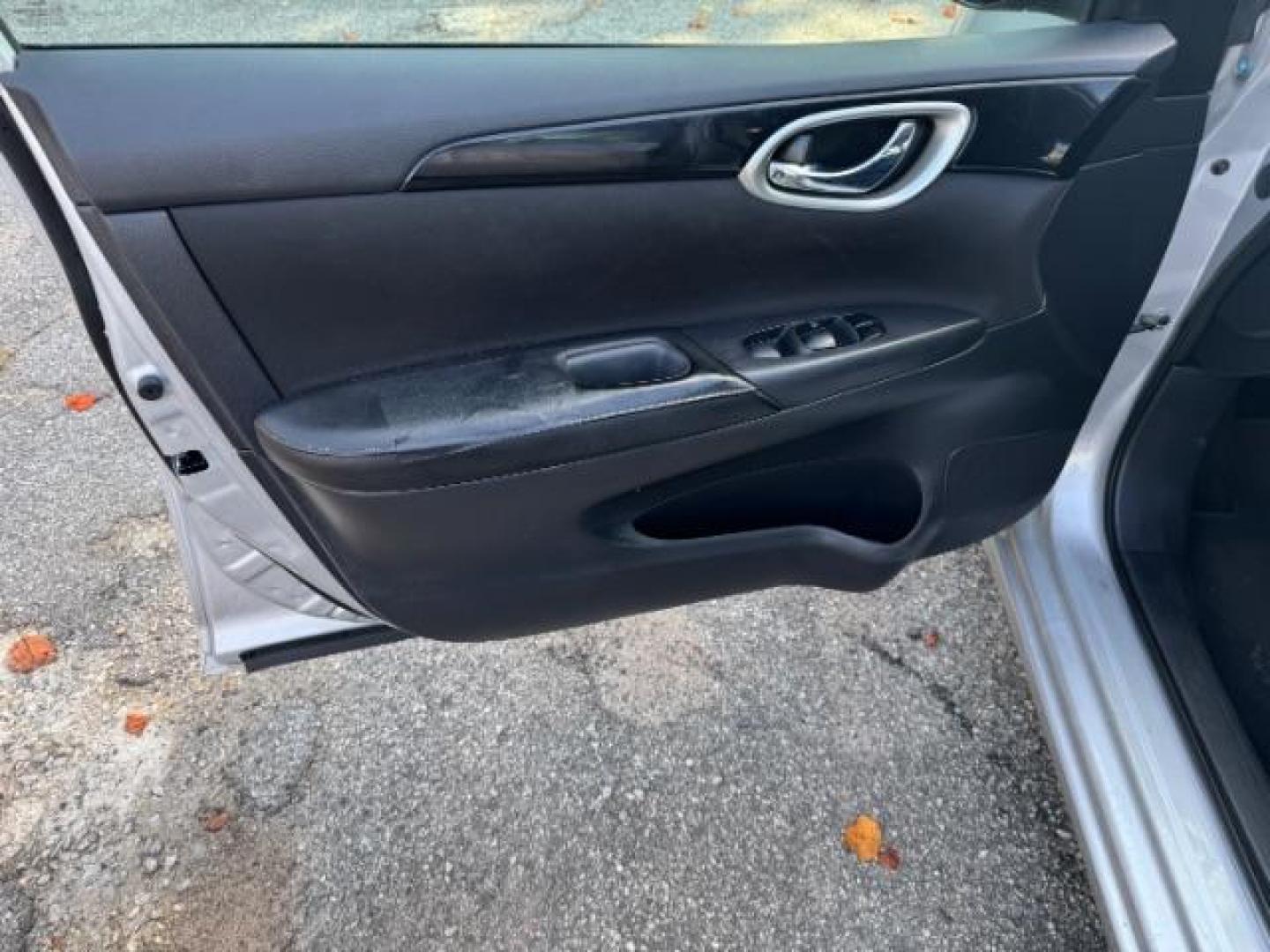 2019 Silver Nissan Sentra SV (3N1AB7AP7KY) with an 1.8L L4 SFI DOHC 16V engine, Continuously Variable Transmission transmission, located at 1806 Veterans Memorial Hwy SW, Austell, GA, 30168, (770) 944-9558, 33.817959, -84.606987 - Photo#7