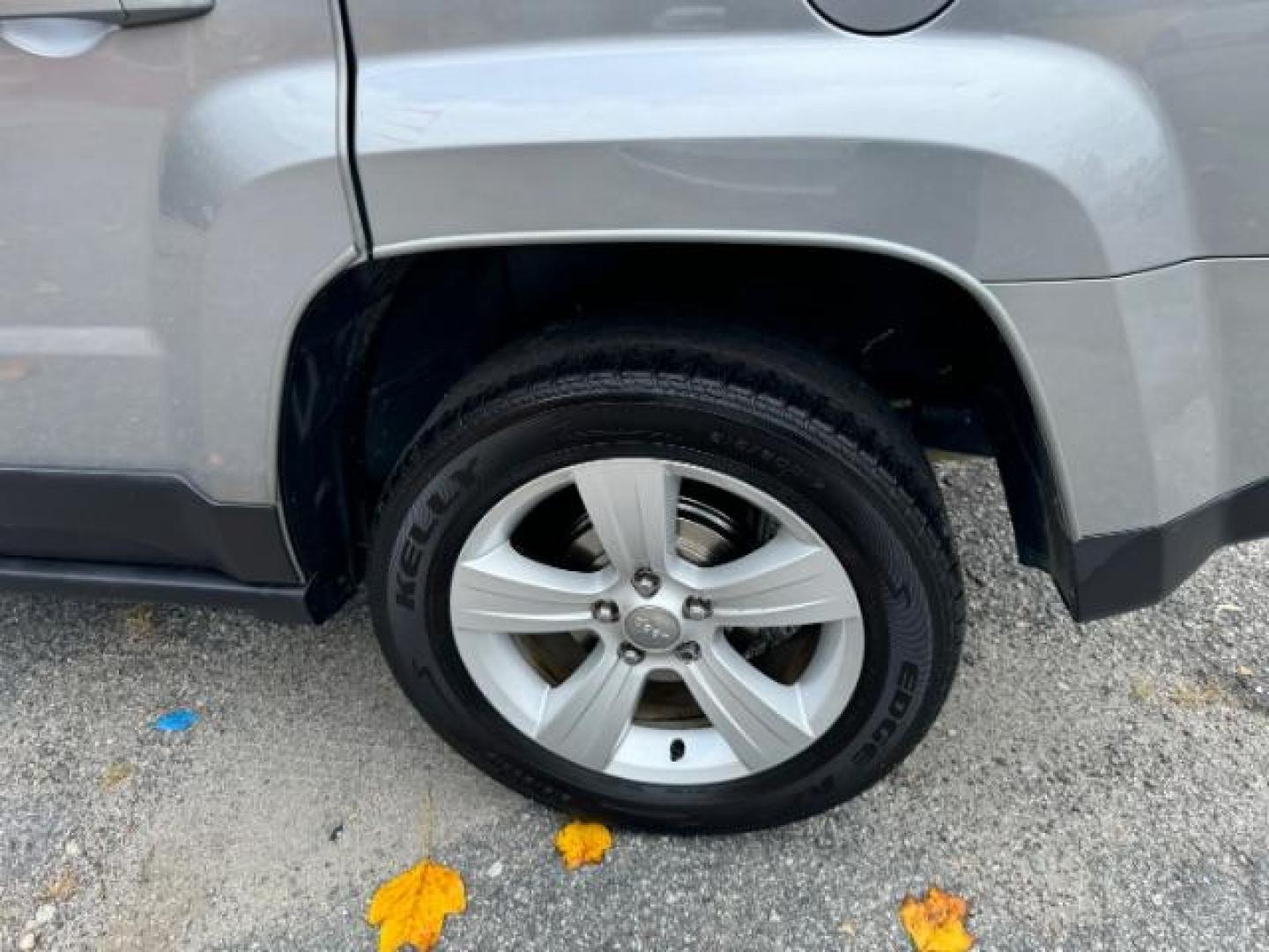 2017 Silver Jeep Patriot Latitude 2WD (1C4NJPFA8HD) with an 2.0L L4 DOHC 16V engine, Continuously Variable Transmission transmission, located at 1806 Veterans Memorial Hwy SW, Austell, GA, 30168, (770) 944-9558, 33.817959, -84.606987 - Photo#22