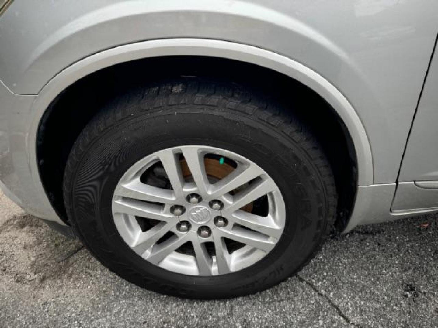 2015 Silver Buick Enclave Convenience FWD (5GAKRAKD5FJ) with an 3.6L V6 DOHC 24V engine, 6-Speed Automatic Overdrive transmission, located at 1806 Veterans Memorial Hwy SW, Austell, GA, 30168, (770) 944-9558, 33.817959, -84.606987 - Photo#25