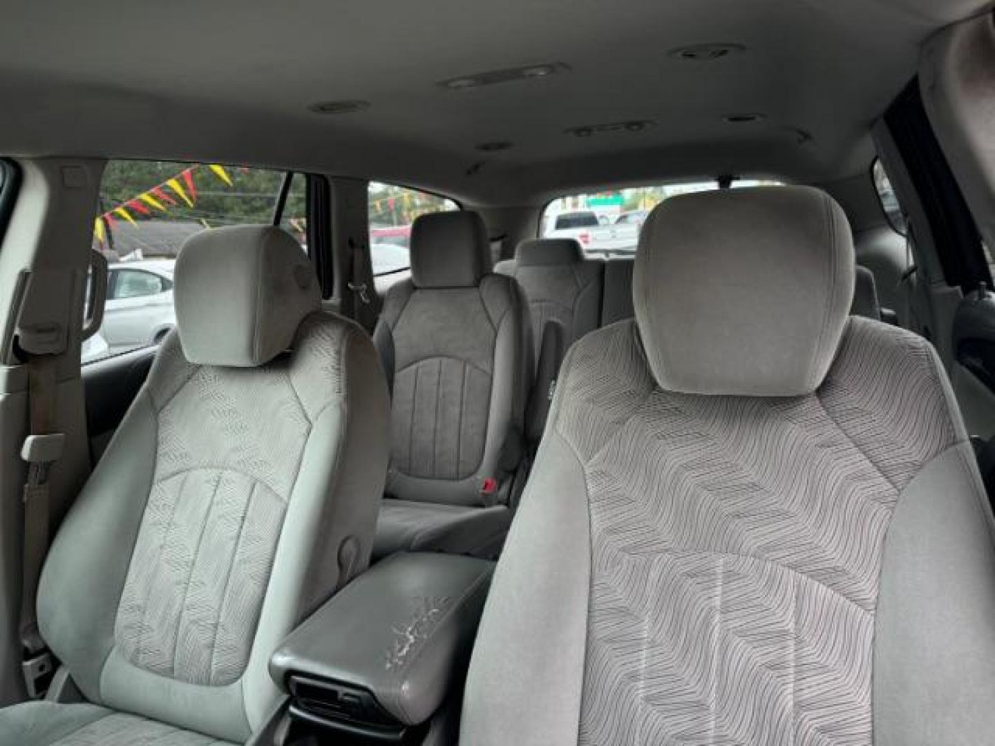 2015 Silver Buick Enclave Convenience FWD (5GAKRAKD5FJ) with an 3.6L V6 DOHC 24V engine, 6-Speed Automatic Overdrive transmission, located at 1806 Veterans Memorial Hwy SW, Austell, GA, 30168, (770) 944-9558, 33.817959, -84.606987 - Photo#8