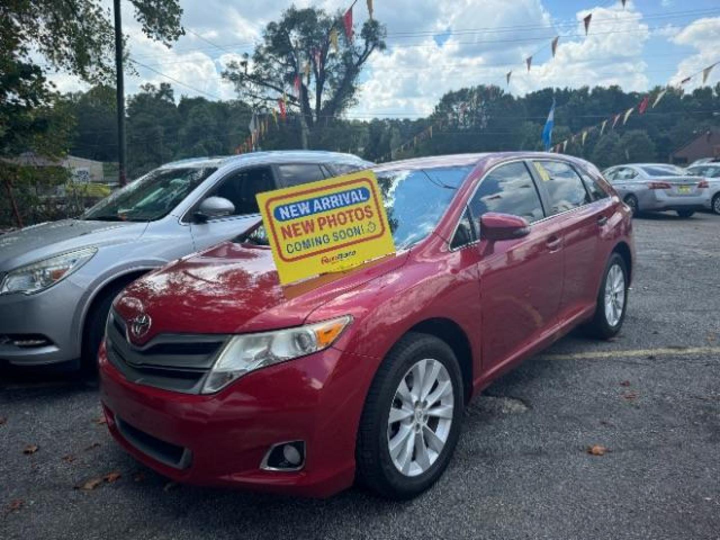 2013 Maroon Toyota Venza LE I4 FWD (4T3ZA3BB8DU) with an 2.7L L4 DOHC 16V engine, 6-Speed Automatic transmission, located at 1806 Veterans Memorial Hwy SW, Austell, GA, 30168, (770) 944-9558, 33.817959, -84.606987 - Photo#0