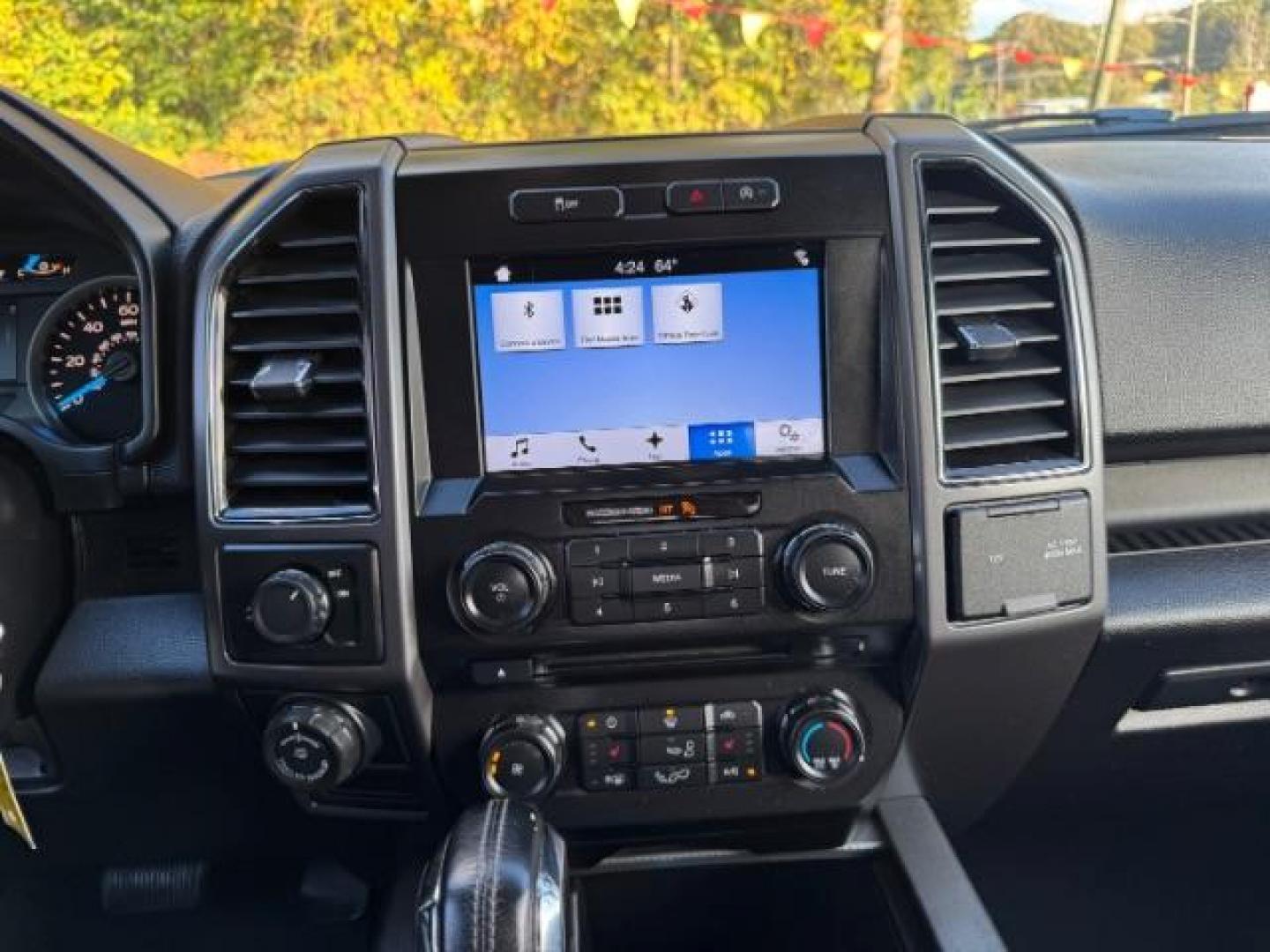 2017 Gray Ford F-150 XLT SuperCrew 5.5-ft. Bed 2WD (1FTEW1CG9HK) with an 3.5L V6 TURBO engine, 6-Speed Automatic transmission, located at 1806 Veterans Memorial Hwy SW, Austell, GA, 30168, (770) 944-9558, 33.817959, -84.606987 - Photo#15