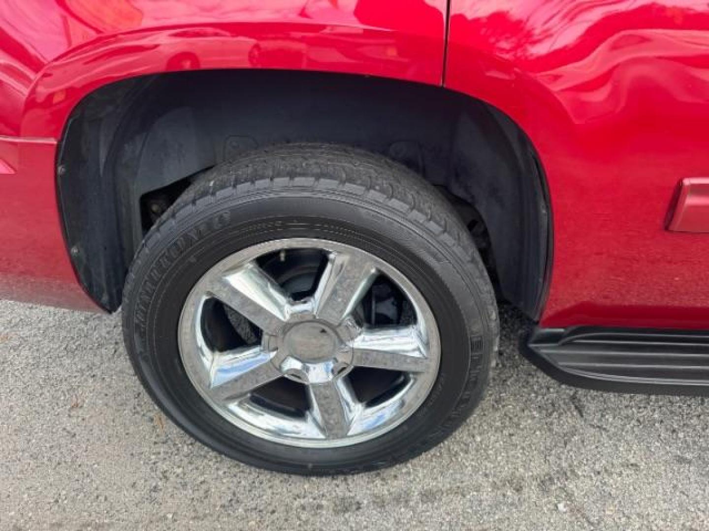 2014 Red Chevrolet Tahoe LT 2WD (1GNSCBE03ER) with an 5.3L V8 OHV 16V FFV engine, 6-Speed Automatic transmission, located at 1806 Veterans Memorial Hwy SW, Austell, GA, 30168, (770) 944-9558, 33.817959, -84.606987 - Photo#25