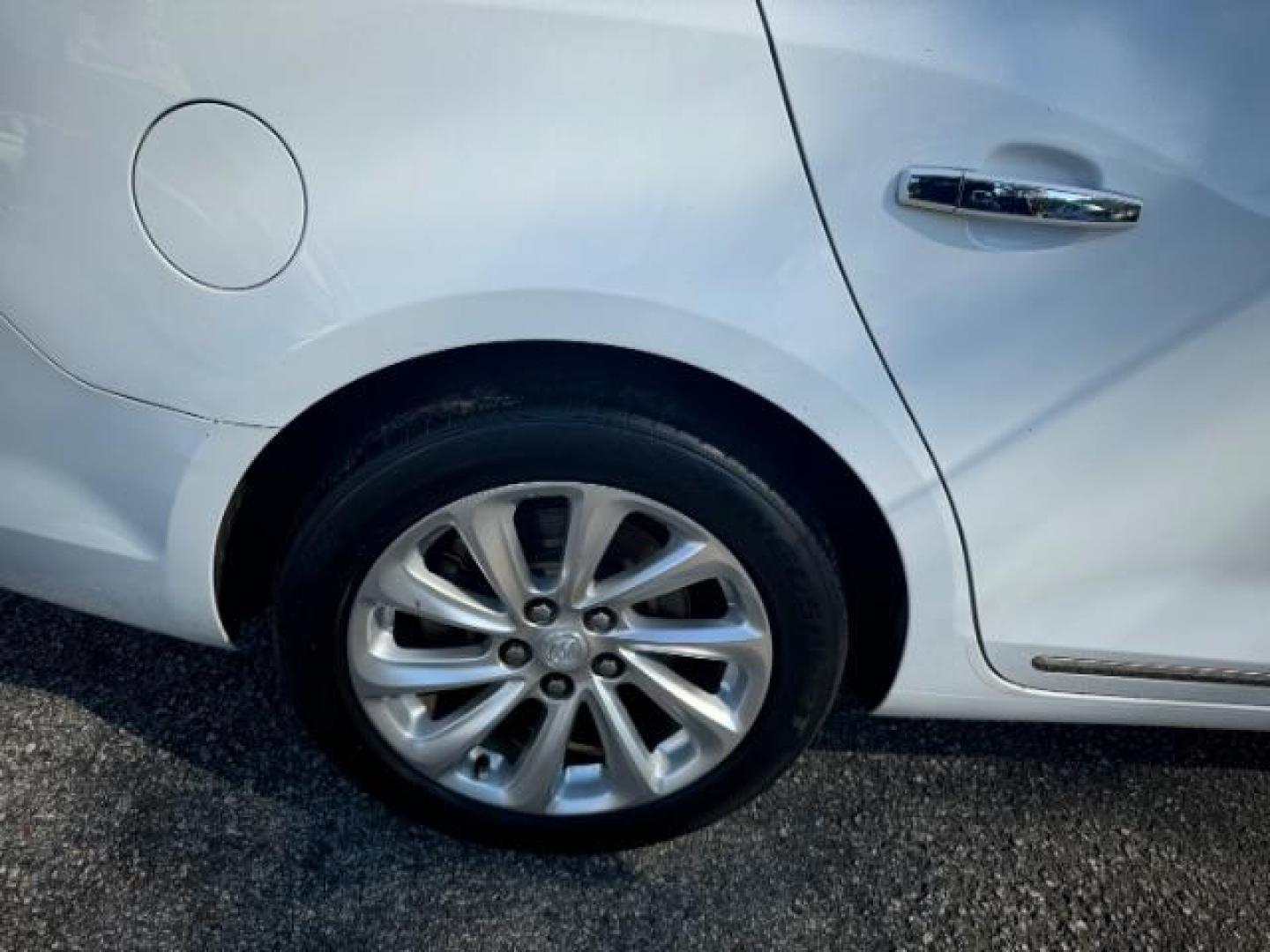 2015 White Buick LaCrosse Leather Package (1G4GB5G37FF) with an 3.6L V6 DOHC 24V FFV engine, 6-Speed Automatic transmission, located at 1806 Veterans Memorial Hwy SW, Austell, GA, 30168, (770) 944-9558, 33.817959, -84.606987 - Photo#20