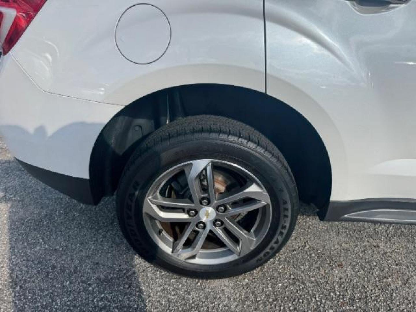 2016 White Chevrolet Equinox LTZ 2WD (2GNALDEKXG1) with an 2.4L L4 DOHC 16V FFV engine, 6-Speed Automatic transmission, located at 1806 Veterans Memorial Hwy SW, Austell, GA, 30168, (770) 944-9558, 33.817959, -84.606987 - Photo#24