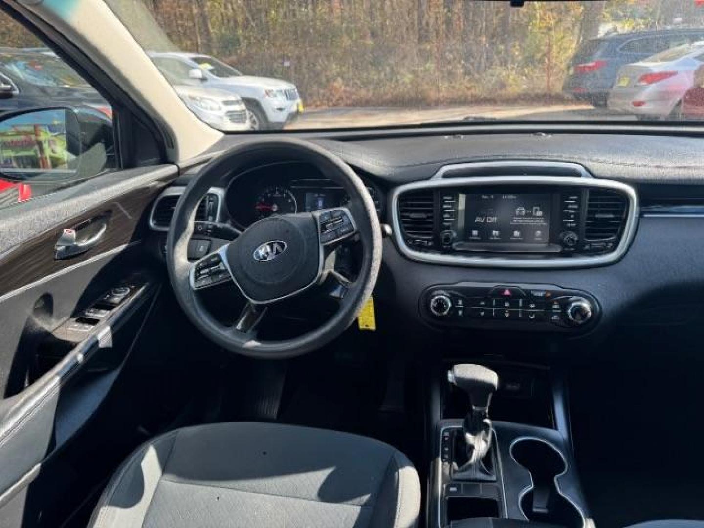 2019 Black Kia Sorento LX 2WD (5XYPG4A34KG) with an 2.4L L4 DOHC 16V engine, 6-Speed Automatic transmission, located at 1806 Veterans Memorial Hwy SW, Austell, GA, 30168, (770) 944-9558, 33.817959, -84.606987 - Photo#5