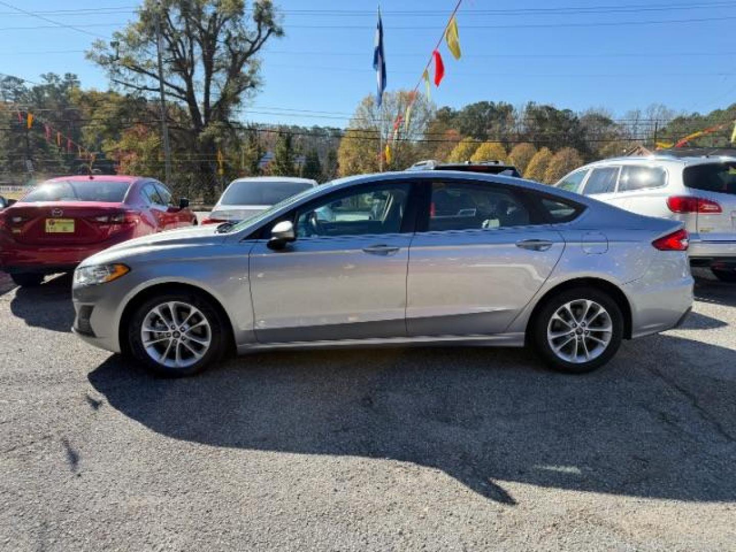 2020 Silver Ford Fusion SE (3FA6P0HD9LR) with an 1.5L L4 DOHC 16V engine, 6-Speed Automatic transmission, located at 1806 Veterans Memorial Hwy SW, Austell, GA, 30168, (770) 944-9558, 33.817959, -84.606987 - Photo#2