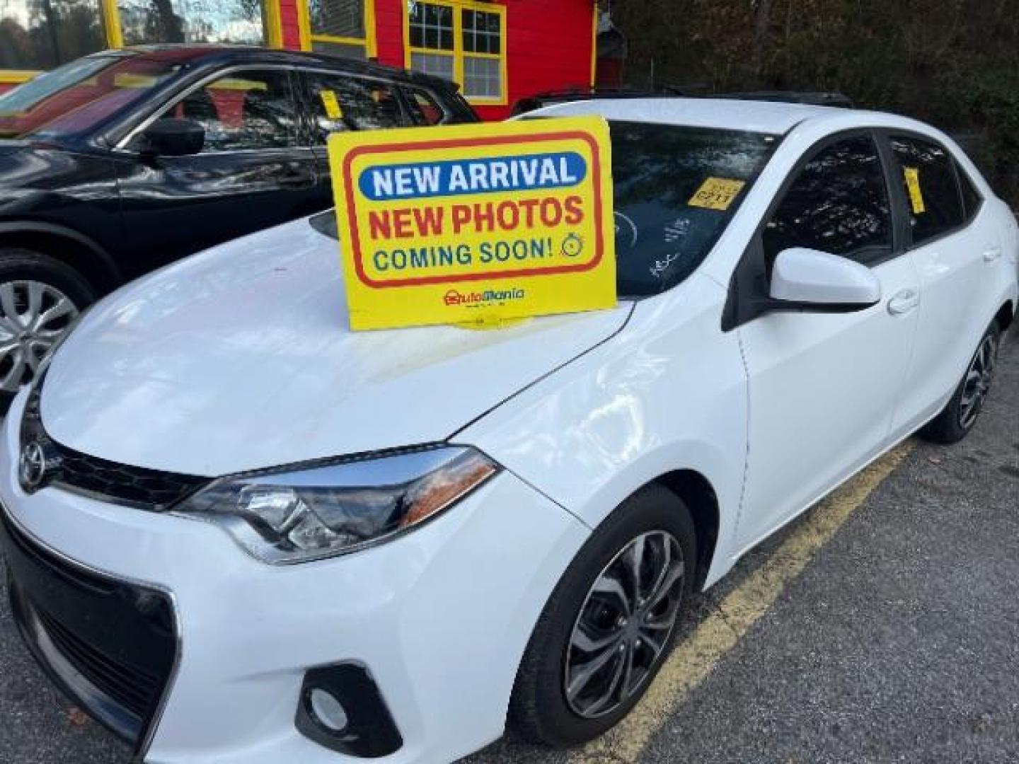 2014 White Toyota Corolla LE CVT (2T1BURHE1EC) with an 1.8L L4 DOHC 16V engine, Continuously Variable Transmission transmission, located at 1806 Veterans Memorial Hwy SW, Austell, GA, 30168, (770) 944-9558, 33.817959, -84.606987 - Photo#0