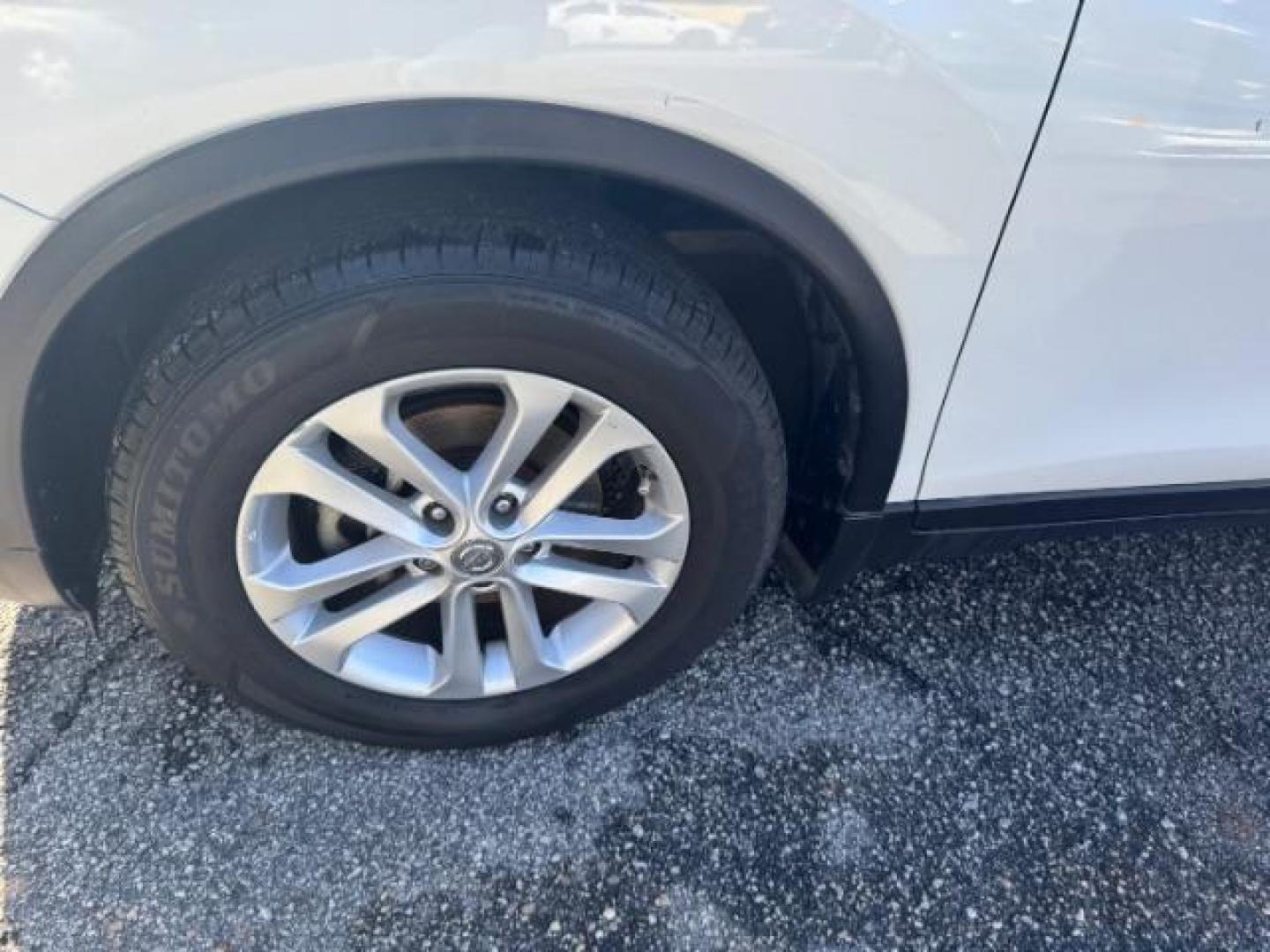 2014 White Nissan Rogue S 2WD (5N1AT2MT1EC) with an 2.5L L4 DOHC 16V engine, Continuously Variable Transmission transmission, located at 1806 Veterans Memorial Hwy SW, Austell, GA, 30168, (770) 944-9558, 33.817959, -84.606987 - Photo#19