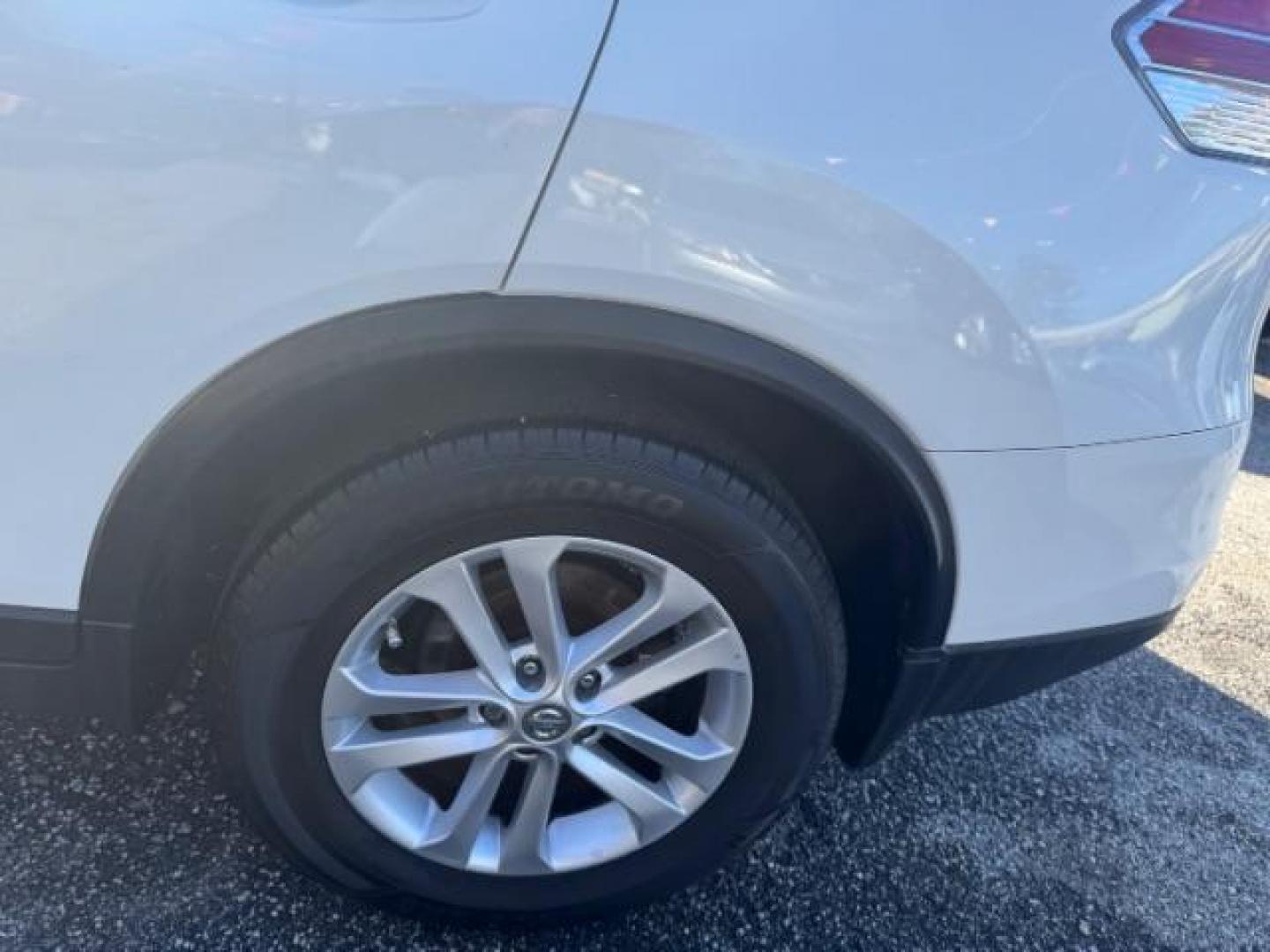 2014 White Nissan Rogue S 2WD (5N1AT2MT1EC) with an 2.5L L4 DOHC 16V engine, Continuously Variable Transmission transmission, located at 1806 Veterans Memorial Hwy SW, Austell, GA, 30168, (770) 944-9558, 33.817959, -84.606987 - Photo#21