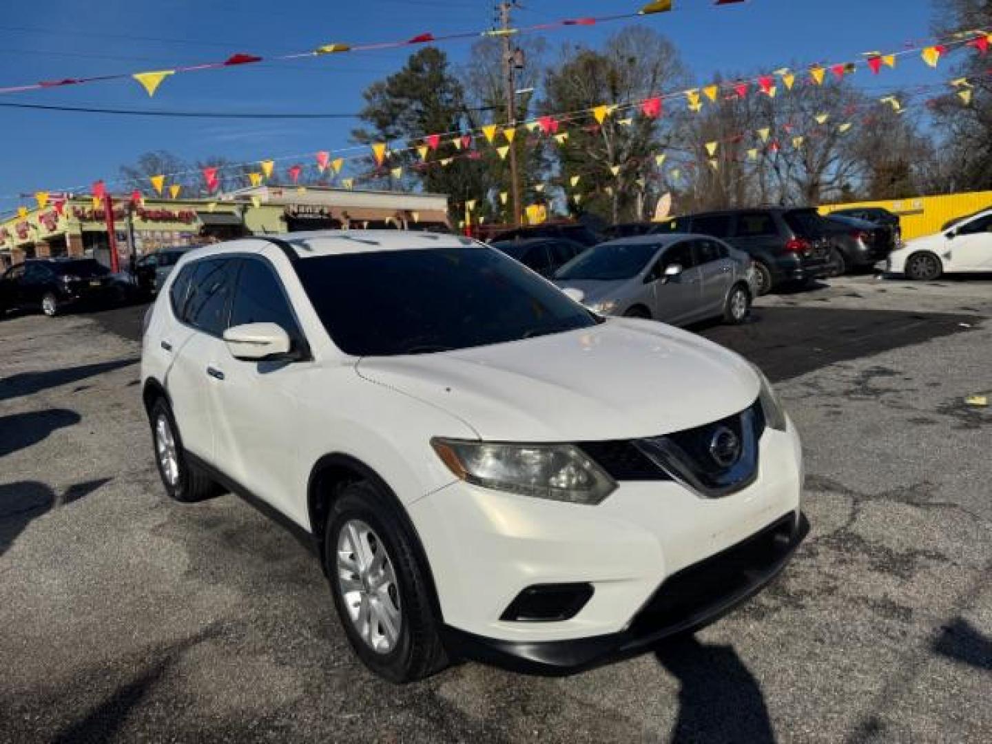 2014 White Nissan Rogue S 2WD (5N1AT2MT1EC) with an 2.5L L4 DOHC 16V engine, Continuously Variable Transmission transmission, located at 1806 Veterans Memorial Hwy SW, Austell, GA, 30168, (770) 944-9558, 33.817959, -84.606987 - Photo#2