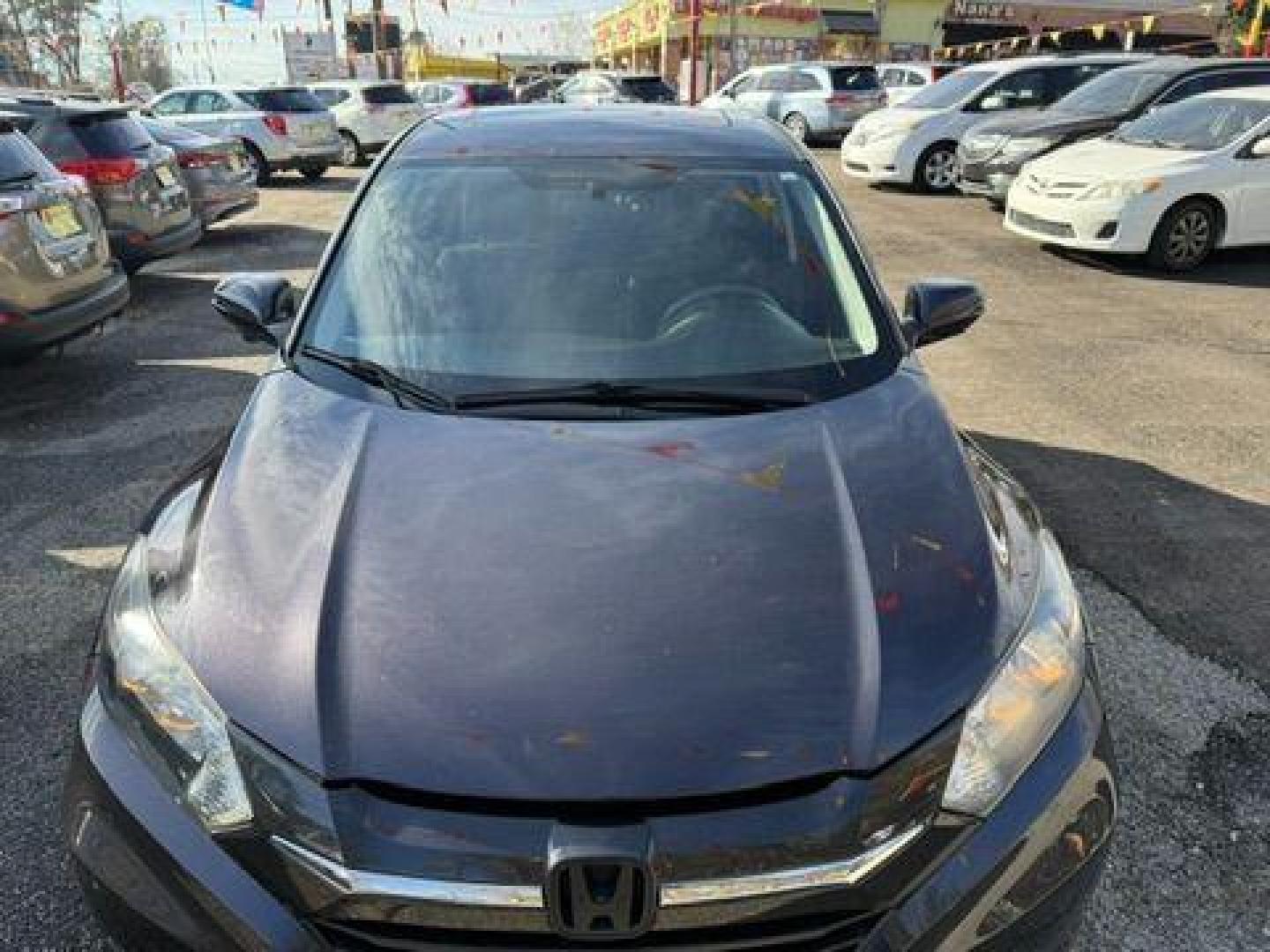 2017 Gray Honda HR-V EX 2WD CVT (3CZRU5H58HM) with an 1.8L L4 DOHC 16V engine, Continuously Variable Transmission transmission, located at 1806 Veterans Memorial Hwy SW, Austell, GA, 30168, (770) 944-9558, 33.817959, -84.606987 - Photo#13