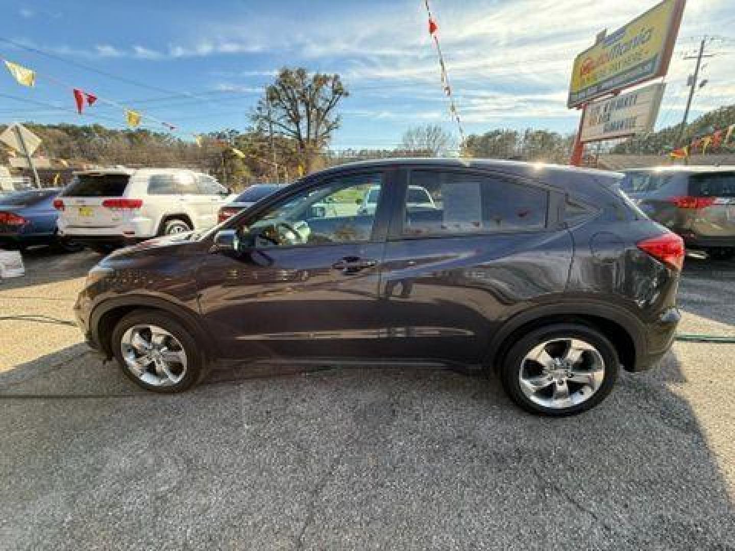 2017 Gray Honda HR-V EX 2WD CVT (3CZRU5H58HM) with an 1.8L L4 DOHC 16V engine, Continuously Variable Transmission transmission, located at 1806 Veterans Memorial Hwy SW, Austell, GA, 30168, (770) 944-9558, 33.817959, -84.606987 - Photo#2