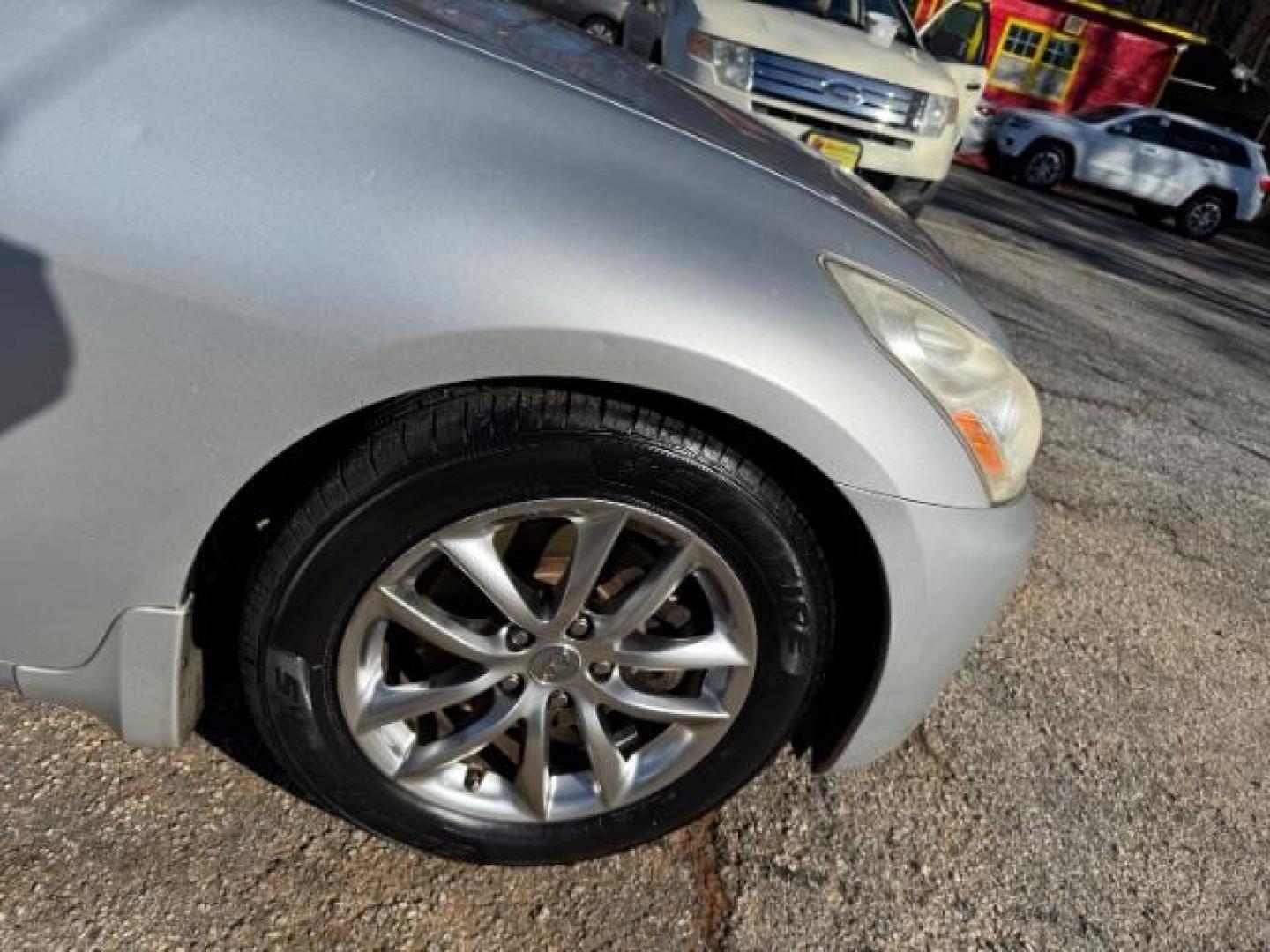 2008 Silver Infiniti G35 Journey (JNKBV61E58M) with an 3.5L V6 DOHC 24V engine, 5-Speed Automatic transmission, located at 1806 Veterans Memorial Hwy SW, Austell, GA, 30168, (770) 944-9558, 33.817959, -84.606987 - Photo#15