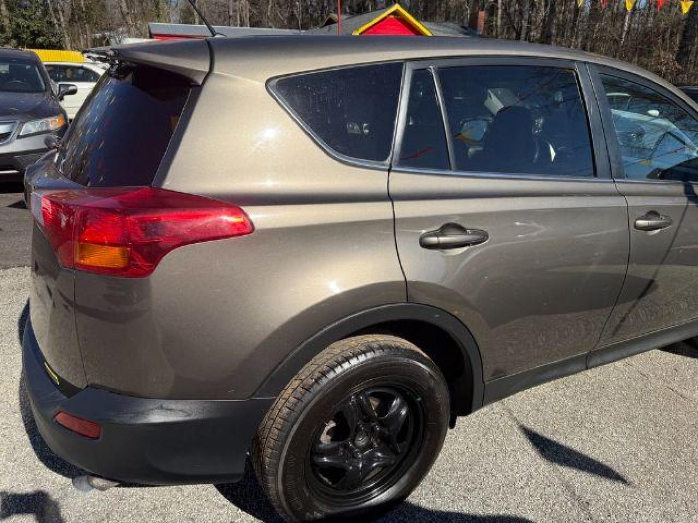 2015 Gray Toyota RAV4 LE FWD (2T3ZFREV6FW) with an 2.5L L4 DOHC 16V engine, 6-Speed Automatic transmission, located at 1806 Veterans Memorial Hwy SW, Austell, GA, 30168, (770) 944-9558, 33.817959, -84.606987 - Photo#7