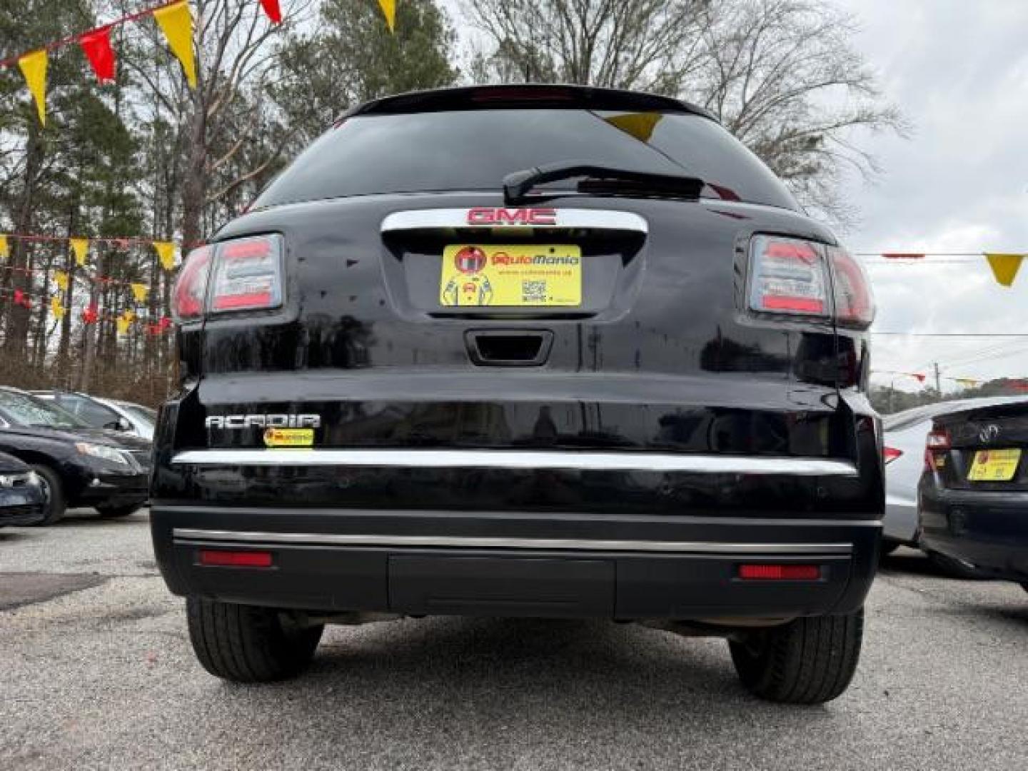 2016 Black GMC Acadia SLT-1 FWD (1GKKRRKD6GJ) with an 3.6L V6 DOHC 24V engine, 6-Speed Automatic transmission, located at 1806 Veterans Memorial Hwy SW, Austell, GA, 30168, (770) 944-9558, 33.817959, -84.606987 - Photo#5