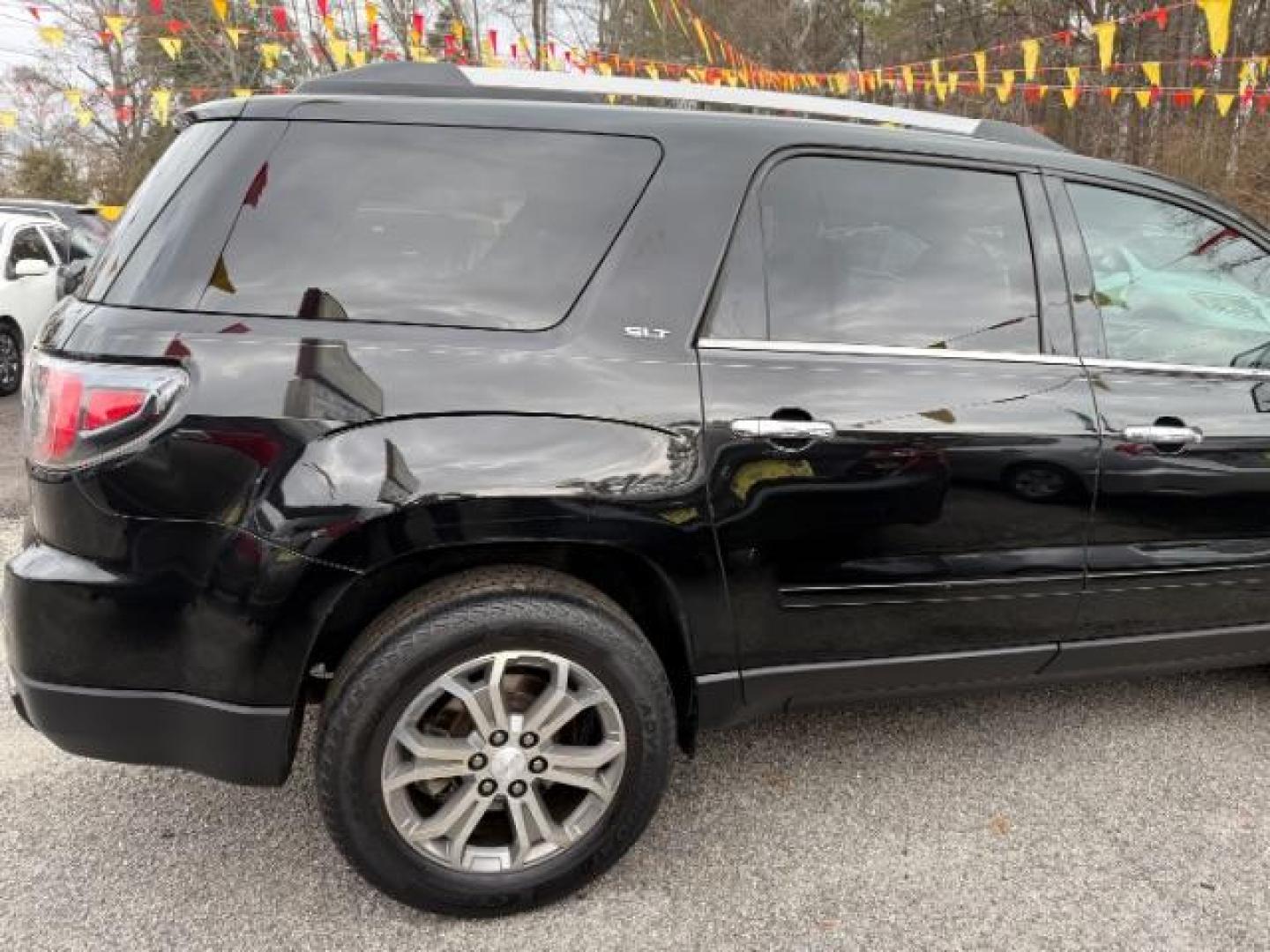 2016 Black GMC Acadia SLT-1 FWD (1GKKRRKD6GJ) with an 3.6L V6 DOHC 24V engine, 6-Speed Automatic transmission, located at 1806 Veterans Memorial Hwy SW, Austell, GA, 30168, (770) 944-9558, 33.817959, -84.606987 - Photo#7