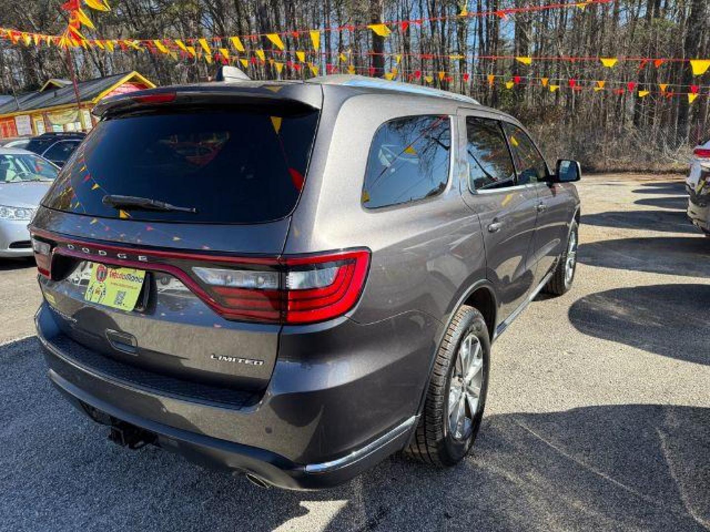 2015 Gray Dodge Durango Limited 2WD (1C4RDHDG7FC) with an 3.6L V6 DOHC 24V engine, 8-Speed Automatic transmission, located at 1806 Veterans Memorial Hwy SW, Austell, GA, 30168, (770) 944-9558, 33.817959, -84.606987 - Photo#6