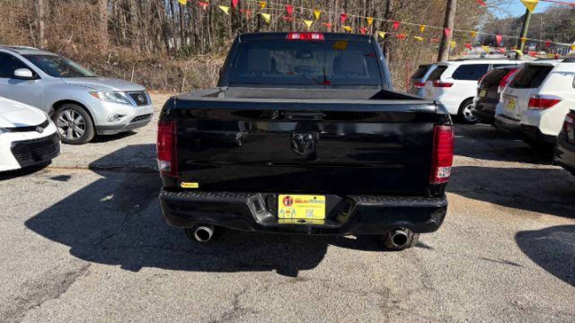 2014 Black RAM 1500 Tradesman/Express Crew Cab SWB 2WD (1C6RR6KT3ES) with an 5.7L V8 OHV 16V engine, 8-Speed Automatic transmission, located at 1806 Veterans Memorial Hwy SW, Austell, GA, 30168, (770) 944-9558, 33.817959, -84.606987 - Photo#4