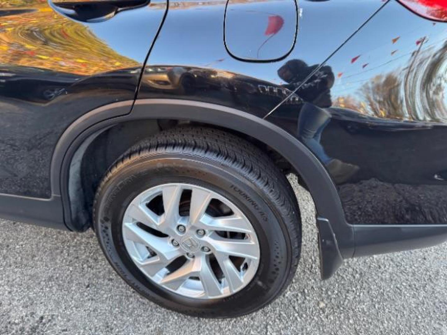 2016 Black Honda CR-V EX AWD (5J6RM4H54GL) with an 2.4L L4 DOHC 16V engine, Continuously Variable Transmission transmission, located at 1806 Veterans Memorial Hwy SW, Austell, GA, 30168, (770) 944-9558, 33.817959, -84.606987 - Photo#21